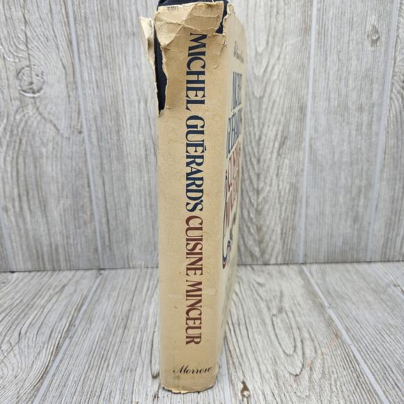 Vintage 1976 Michel Guerard Cuisine Minceur French Cookbook Hardcover Diet Recip - Picture 2 of 13